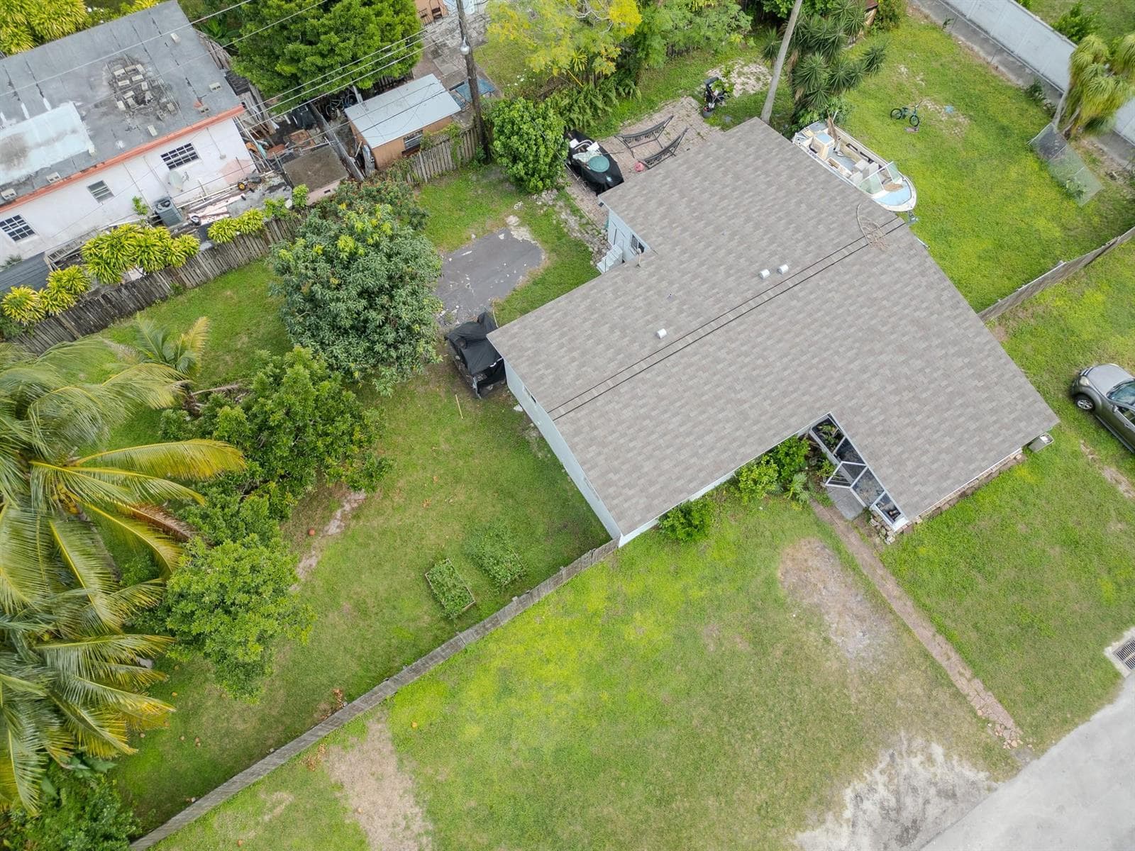2011 SW 97th Terrace, Miramar, FL 33025 photo 4