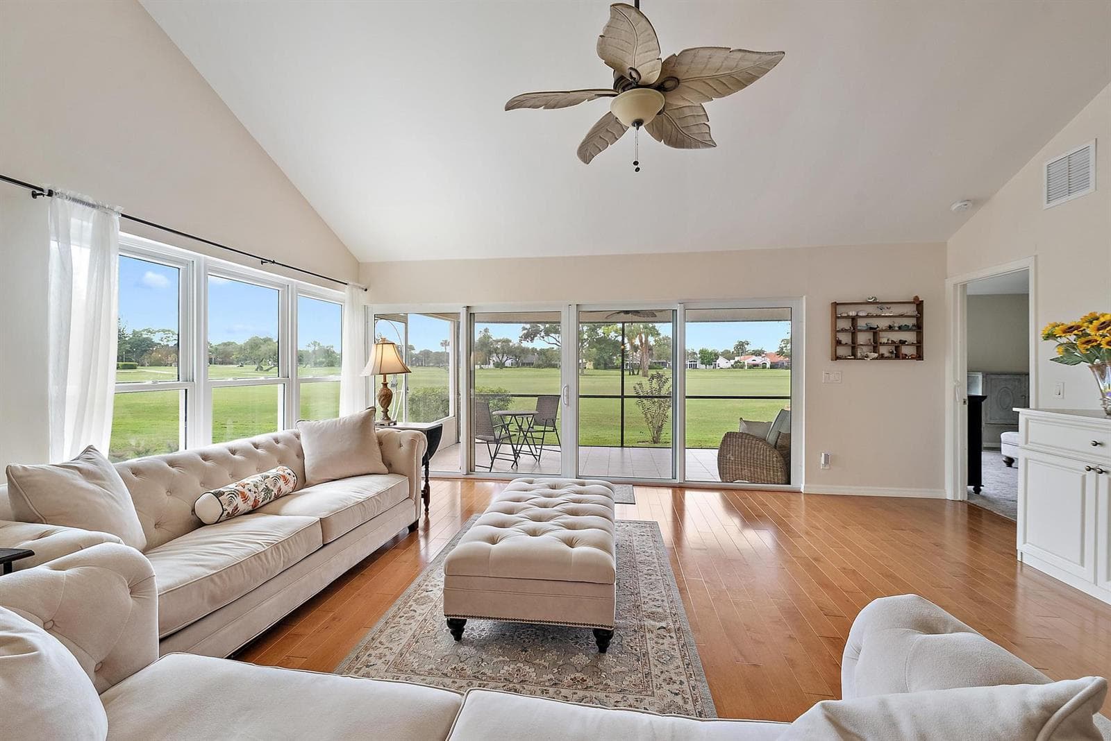 6642 S Pine Court, Palm Beach Gardens, FL 33418 photo 3