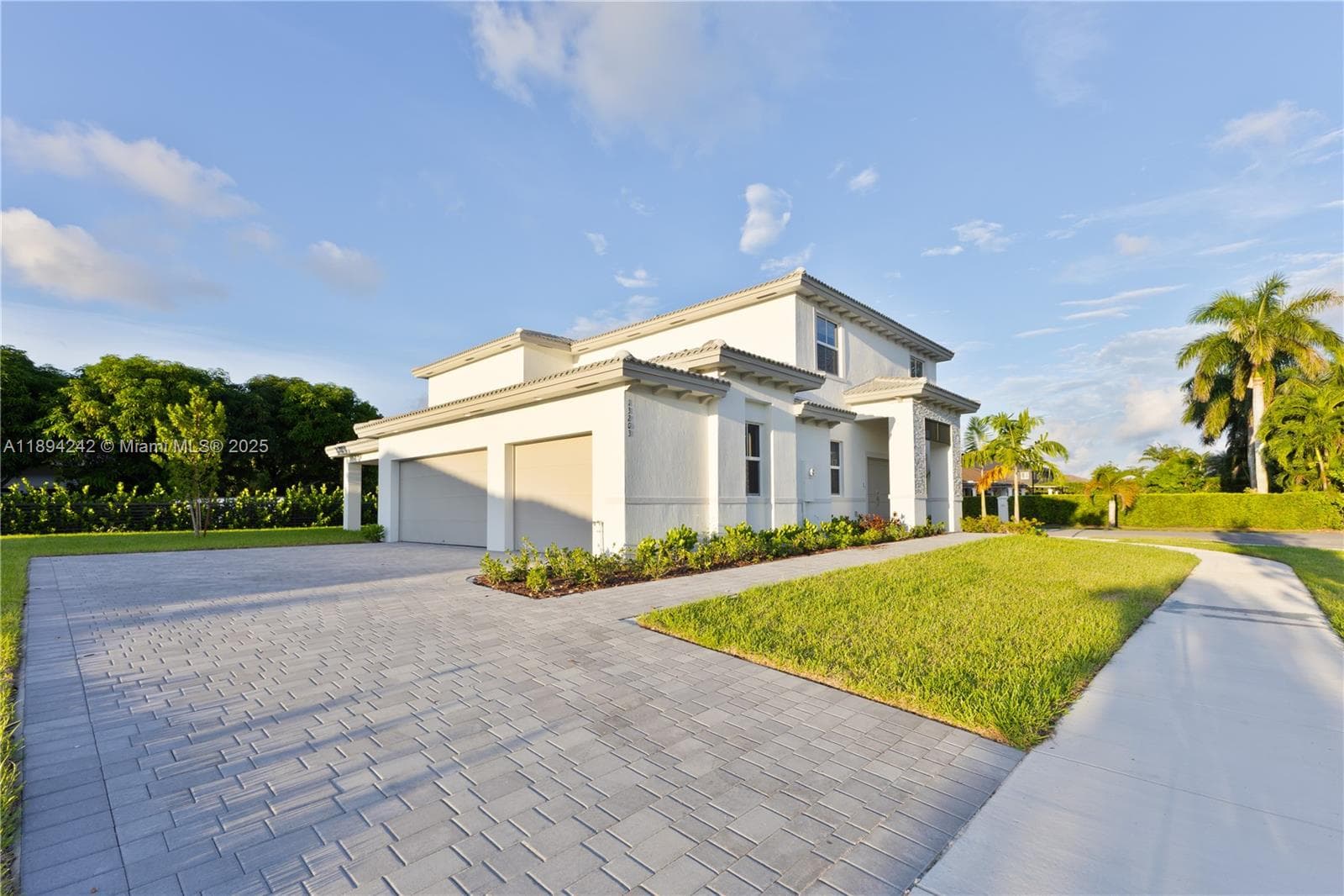 13203 SW 188th Ter, Miami, FL 33177 photo 2