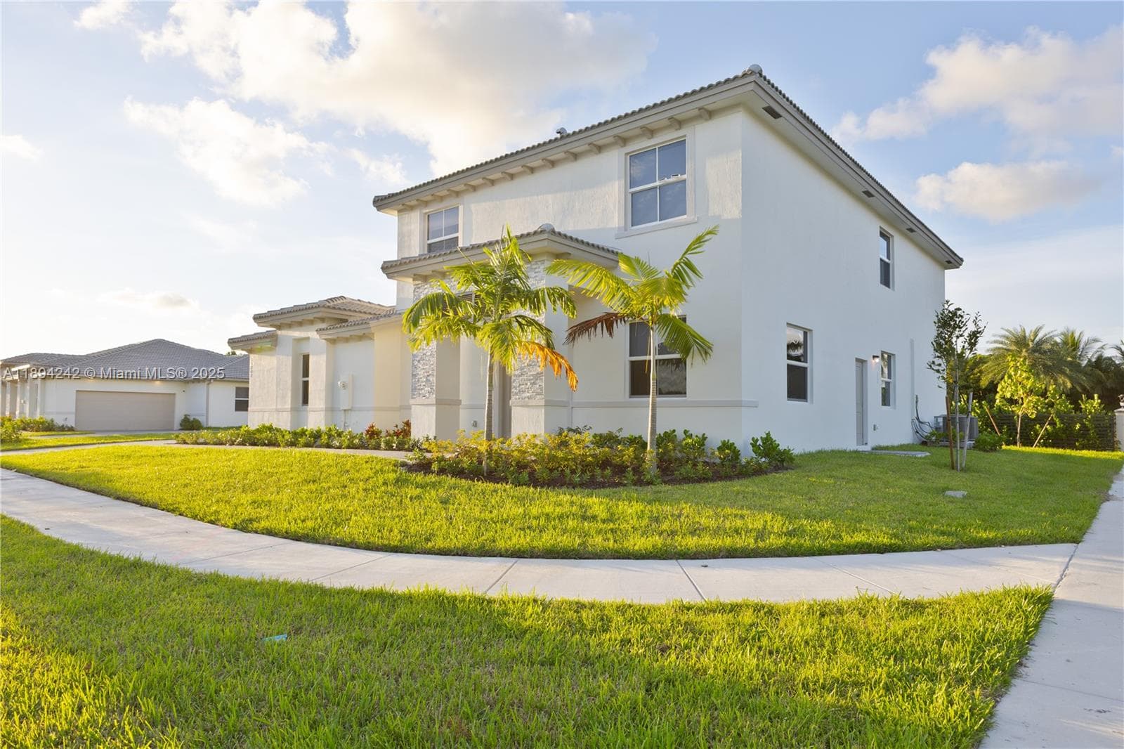 13203 SW 188th Ter, Miami, FL 33177 photo 5