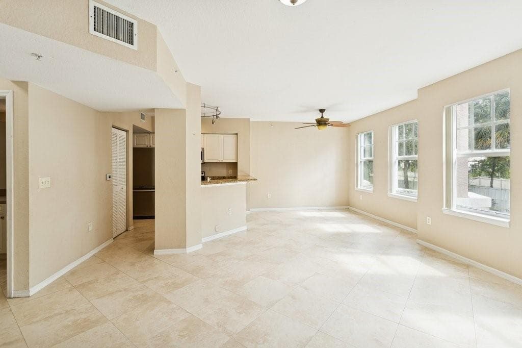 6384 W Sample Road W # 6384, Coral Springs, FL 33067 photo 2