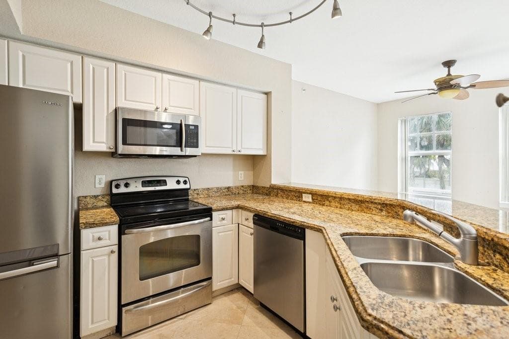 6384 W Sample Road W # 6384, Coral Springs, FL 33067 photo 4