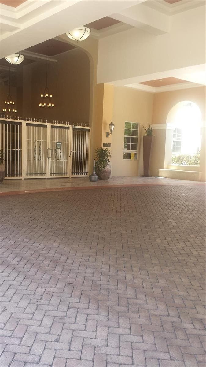 520 SE 5th Avenue # 3704, Fort Lauderdale, FL 33301 photo 2