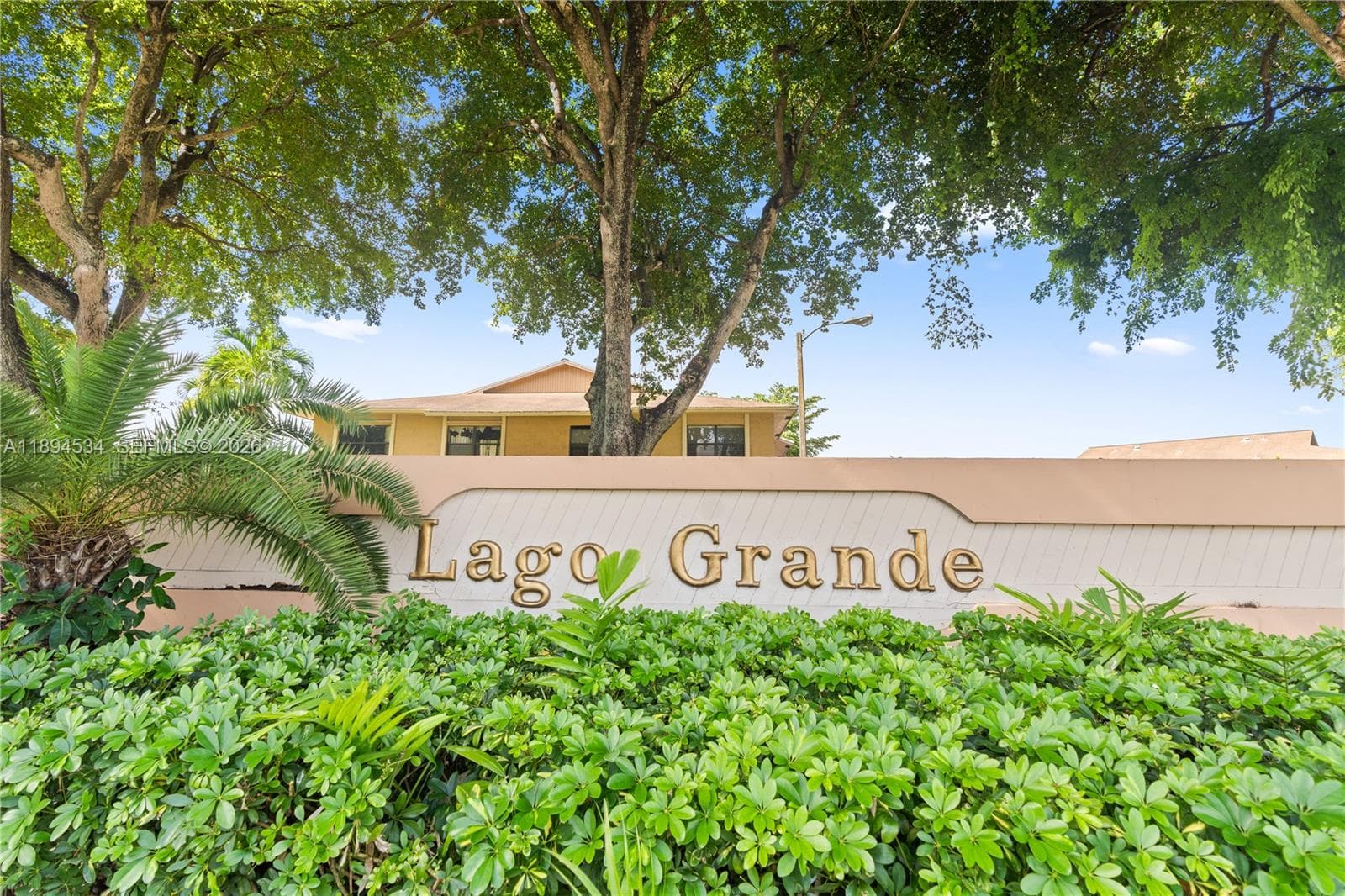 2450 W 67th Pl # 13-12, Hialeah, FL 33016