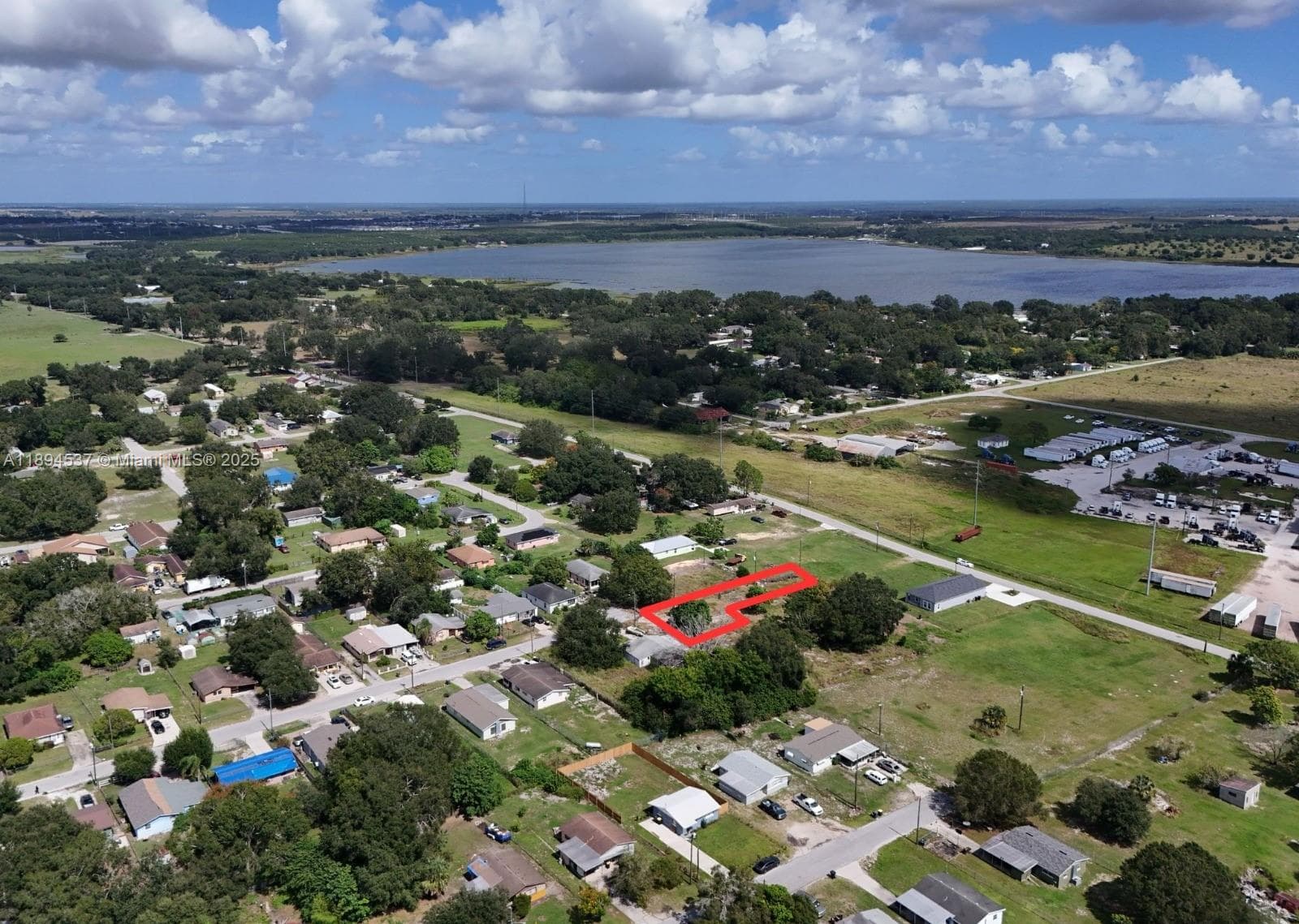 219 SHEILA LANE, Lake Wales, FL 33859