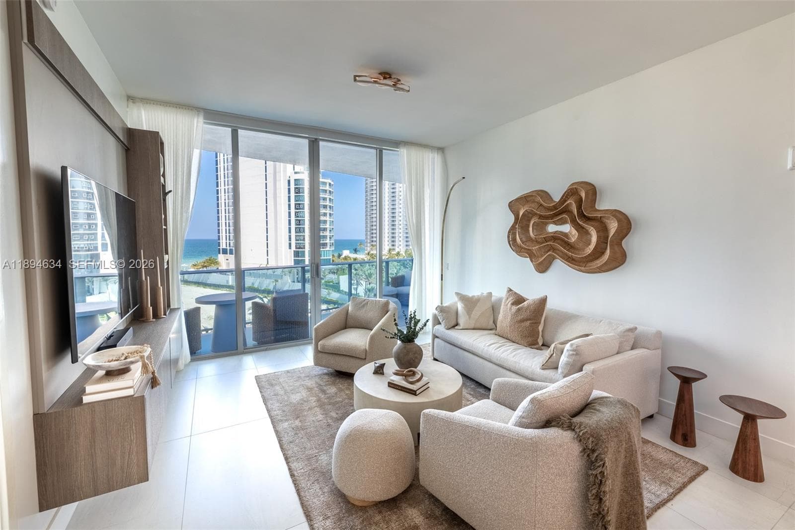 17550 Collins Ave # 703, Sunny Isles Beach, FL 33160 photo 3