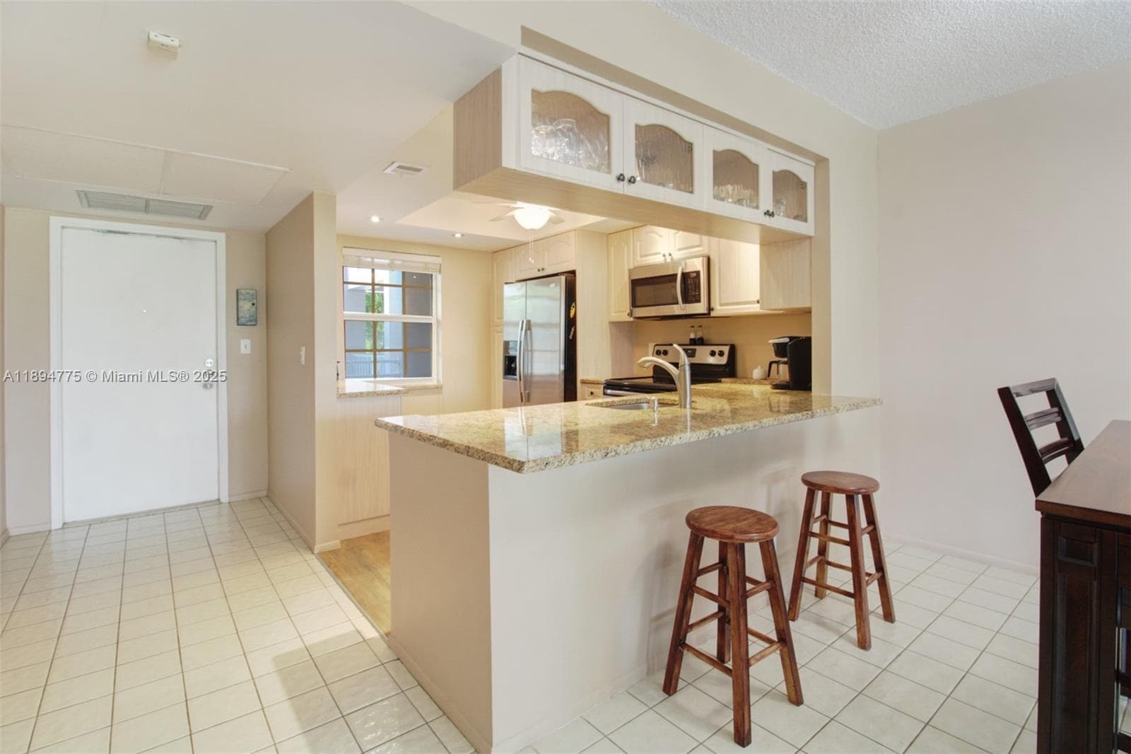 605 Oaks Dr # 305, Pompano Beach, FL 33069