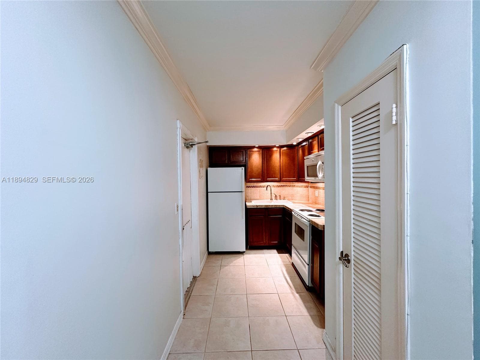 2424 SE 17th St # B307, Fort Lauderdale, FL 33316 photo 4