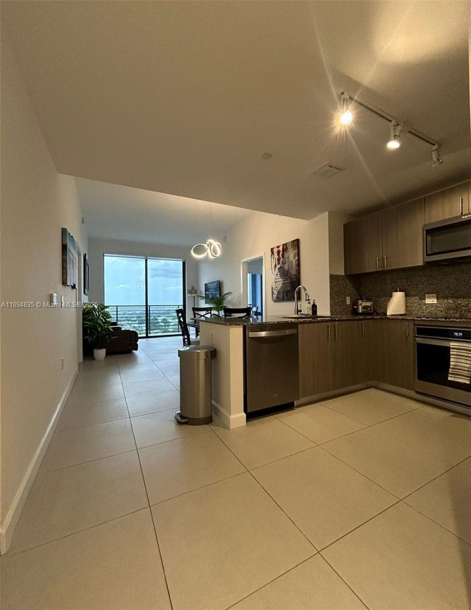 5350 NW 84th Ave # 1818, Doral, FL 33166 photo 5
