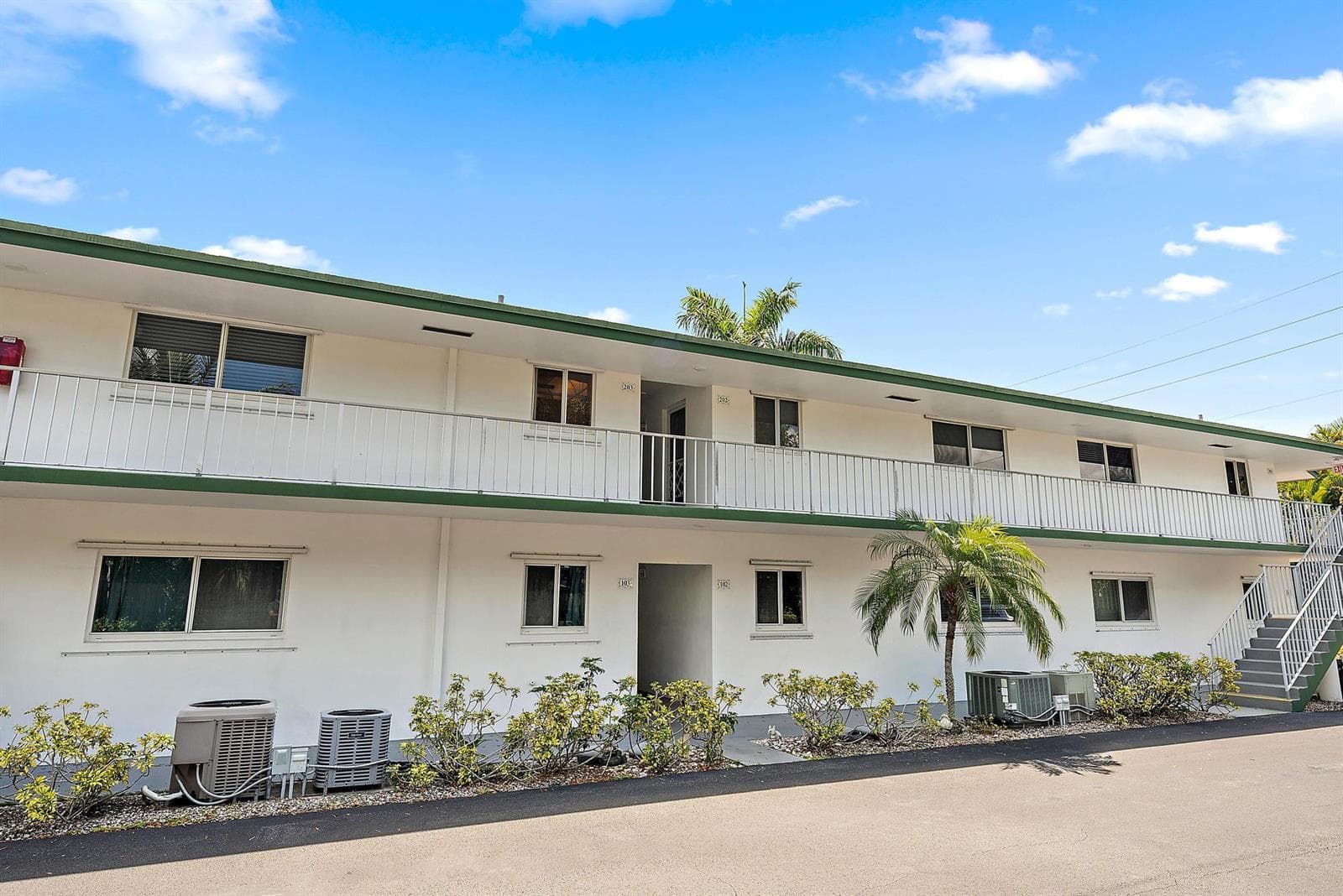 2 Garden Street # 203m, Tequesta, FL 33469 photo 2