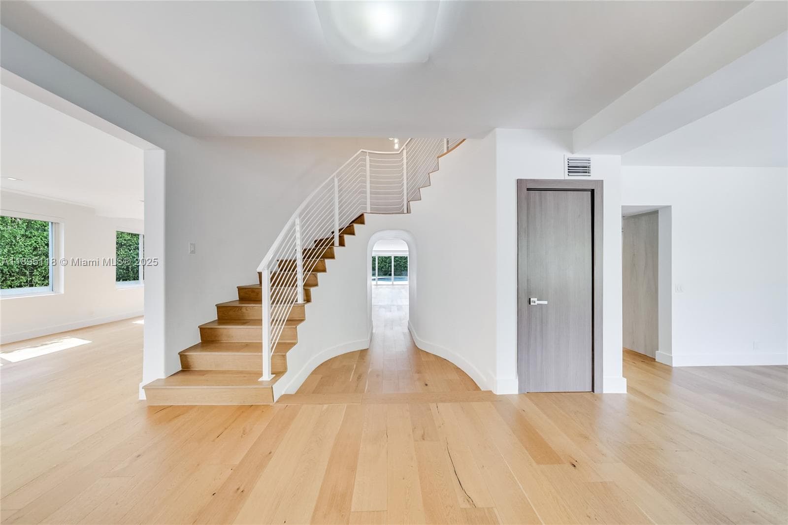 5244 Alton Rd, Miami Beach, FL 33140 photo 3