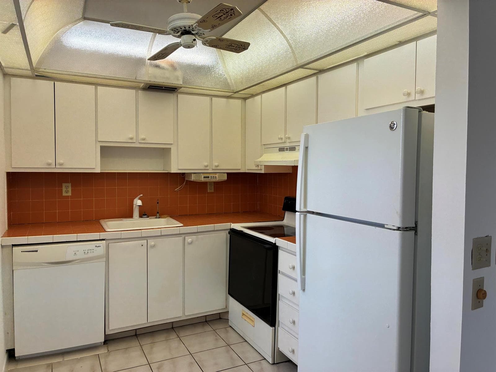 574 Burgundy L # 574, Delray Beach, FL 33484 photo 4