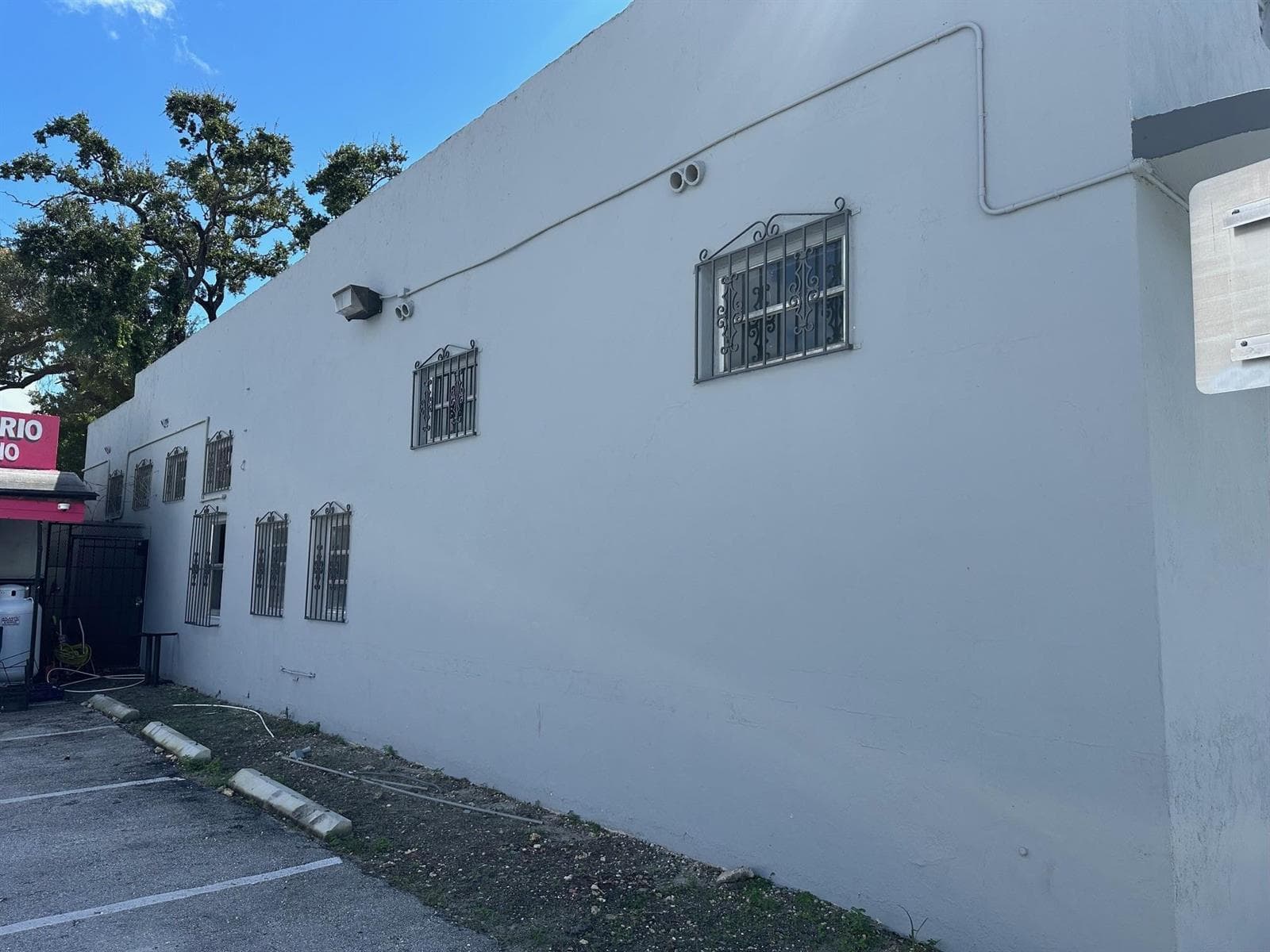 6815 NW 7th Avenue, Miami, FL 33150 photo 4