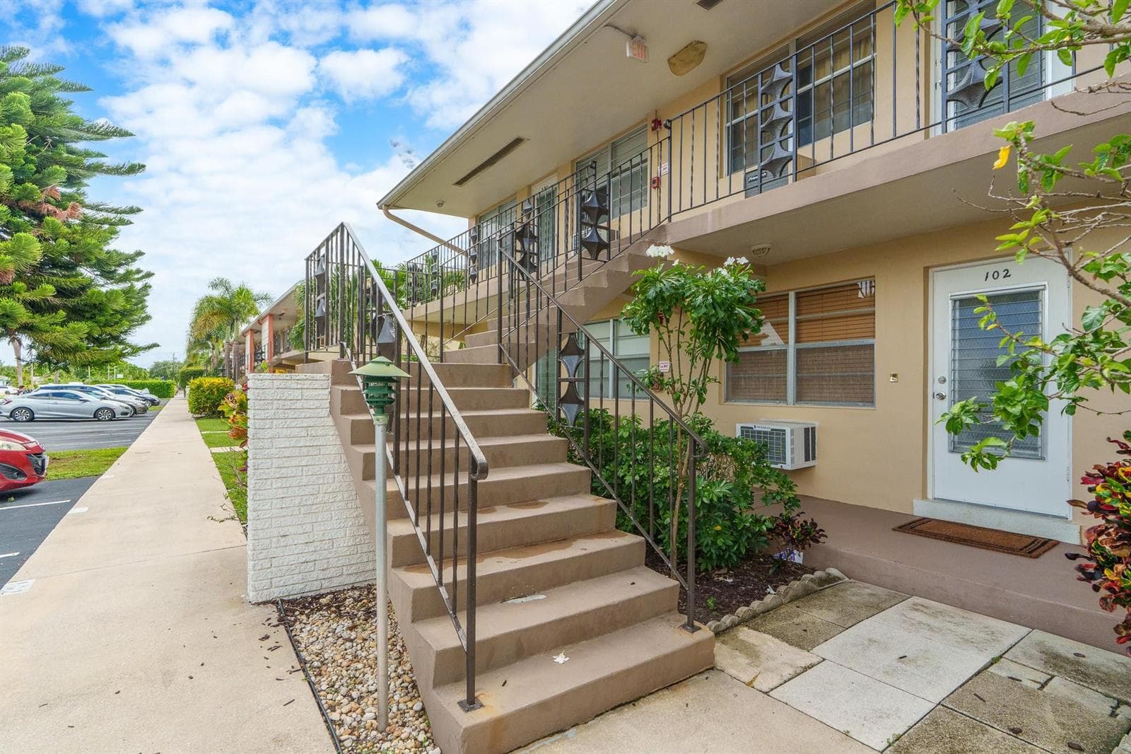 2106 NE 56th Court # 204, Fort Lauderdale, FL 33308 photo 2