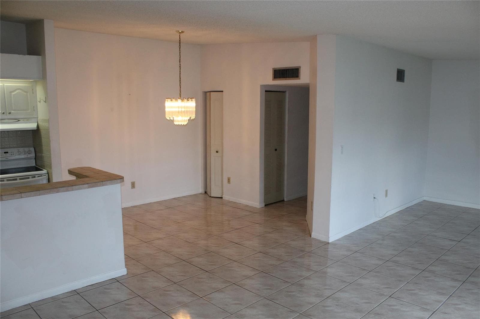 9728 S Belfort Circle # 206, Tamarac, FL 33321 photo 4