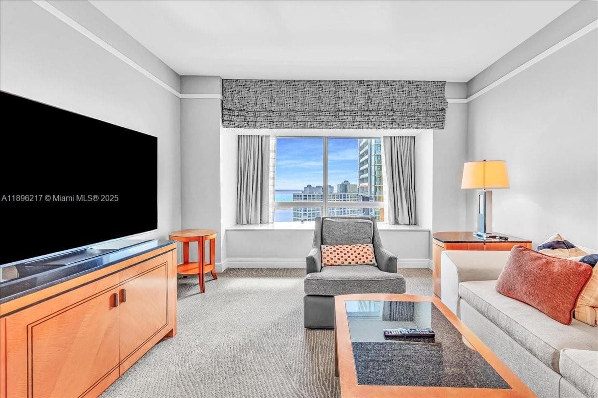 1435 Brickell Ave # 3603, Miami, FL 33131 photo 3