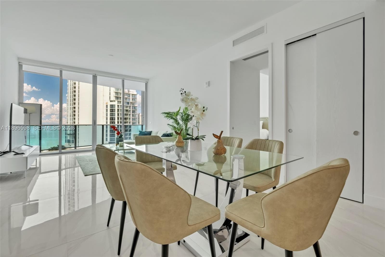 17550 Collins Ave # 1003, Sunny Isles Beach, FL 33160 photo 4