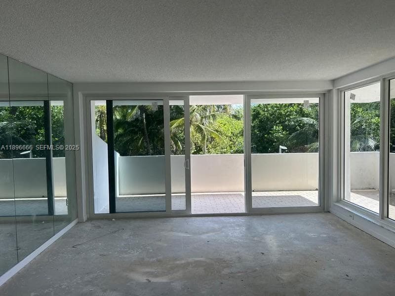 177 Ocean Lane Dr # 208, Key Biscayne, FL 33149 photo 2
