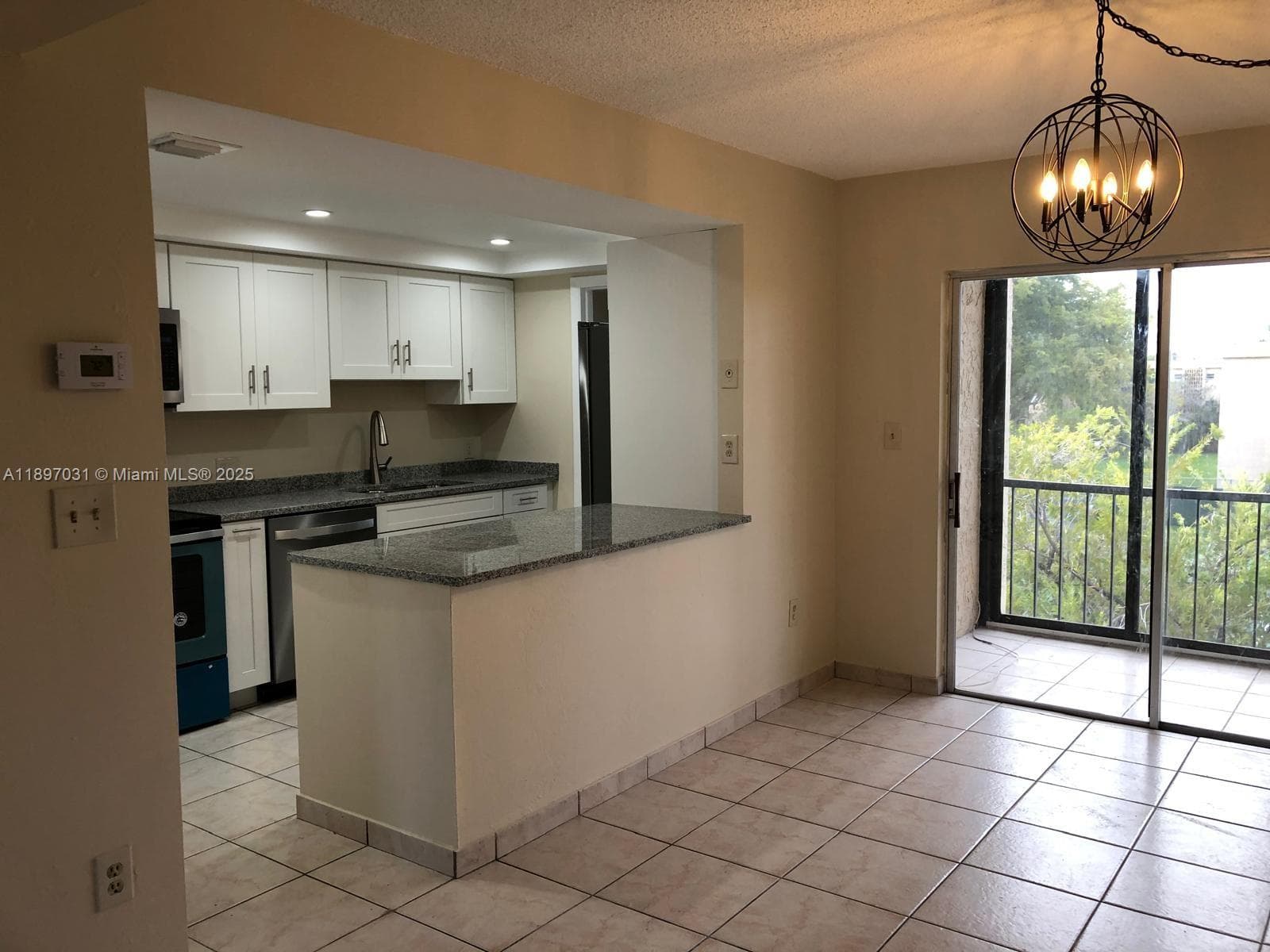 8401 SW 107th Ave # 313E, Miami, FL 33173