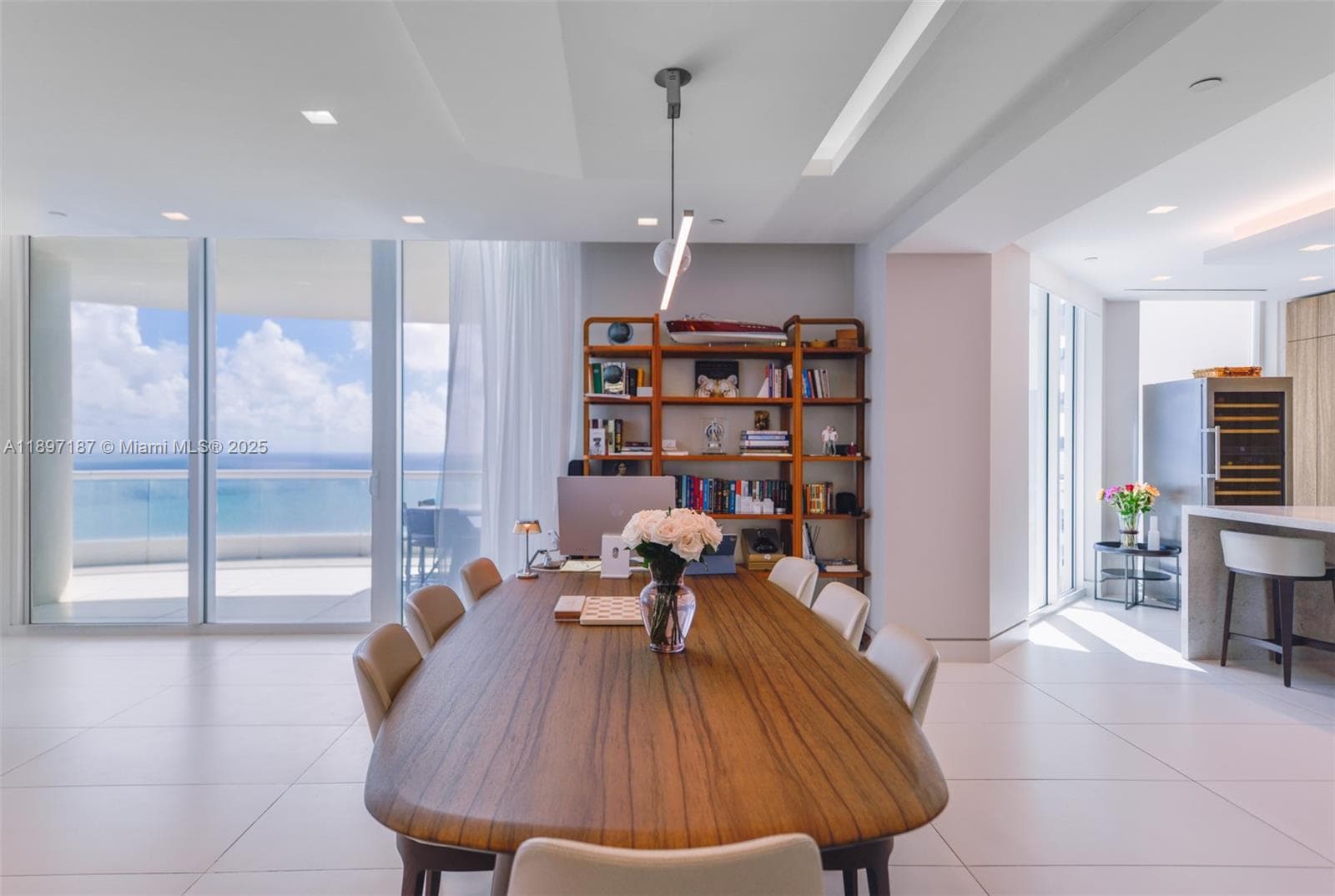 16047 Collins Ave # 3204, Sunny Isles Beach, FL 33160 photo 2