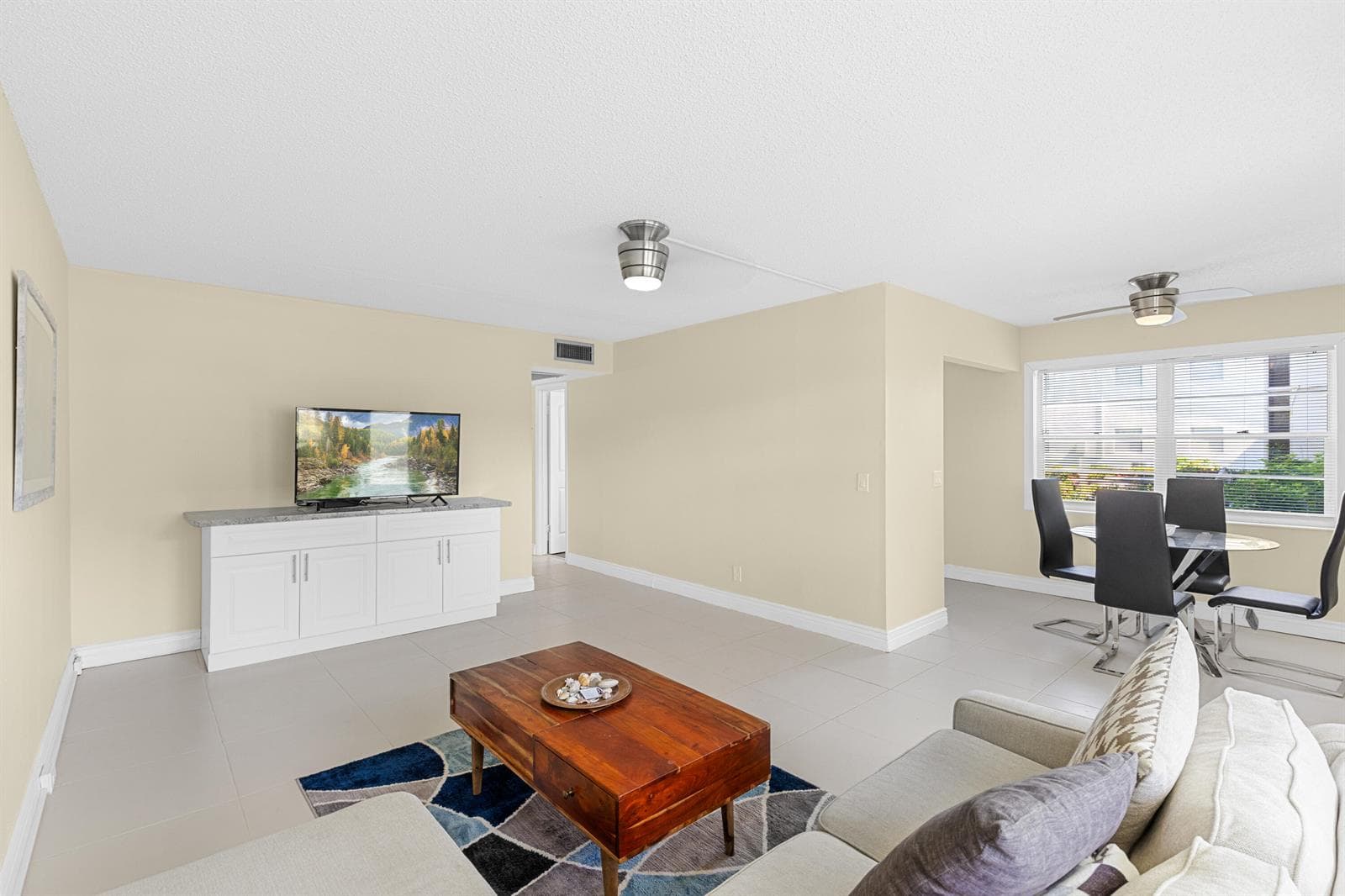 209 Ventnor M # 209, Deerfield Beach, FL 33442 photo 3