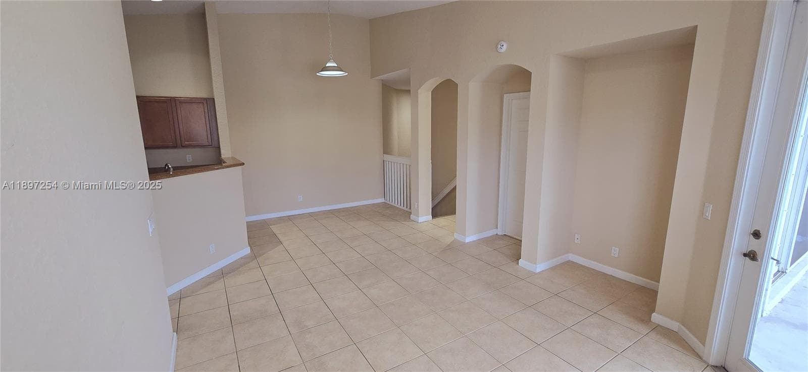 3020 Laurel Ridge Cir, Riviera Beach, FL 33404 photo 3