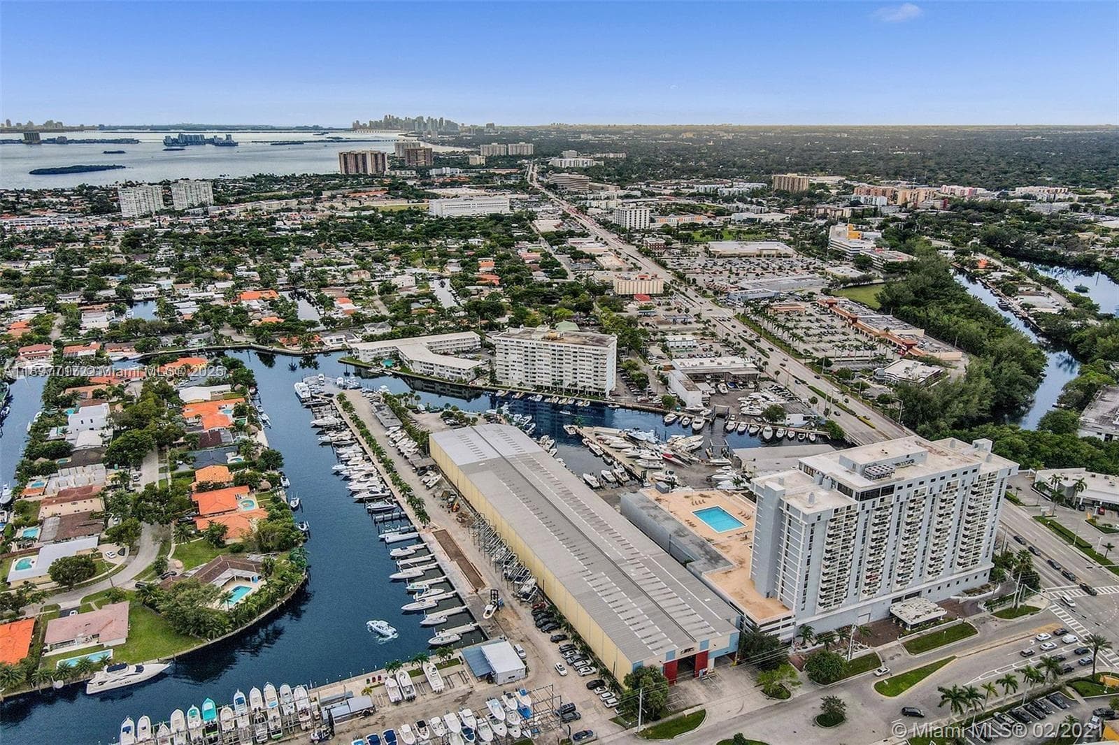 13499 Biscayne Blvd # 811, North Miami, FL 33181