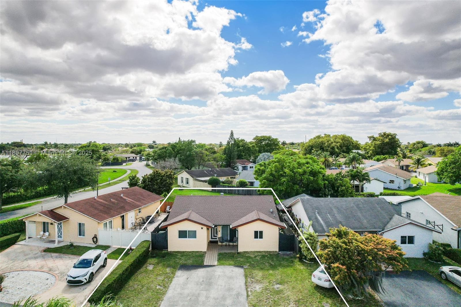 4216 SW 138th Ct, Miami, FL 33175 photo 4
