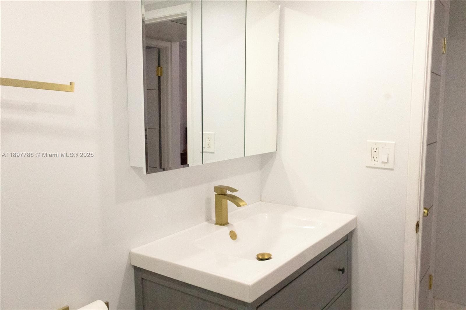 5005 Collins Ave # 1523, Miami Beach, FL 33140 photo 5