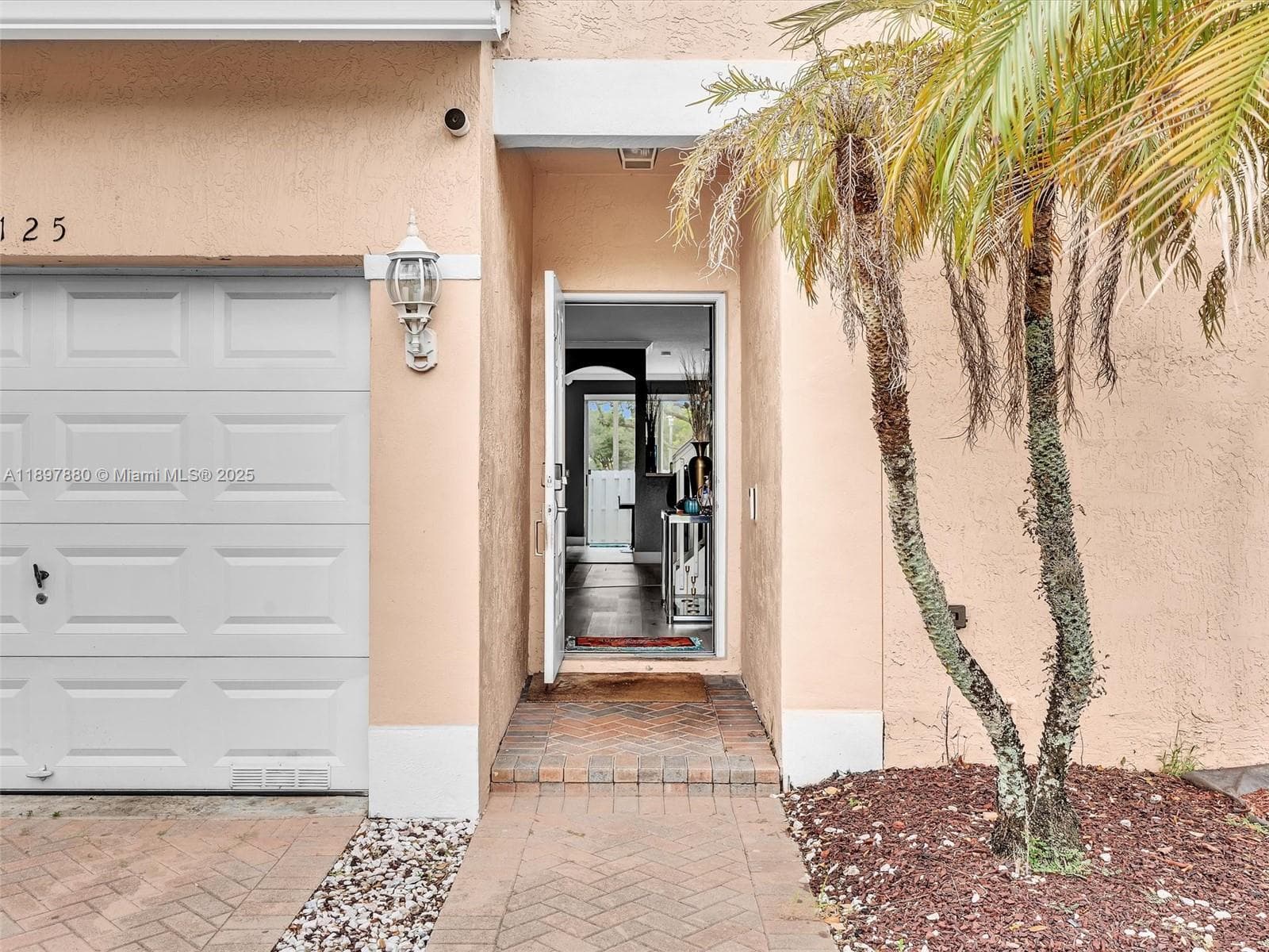 9125 NW 40th St, Sunrise, FL 33351 photo 3
