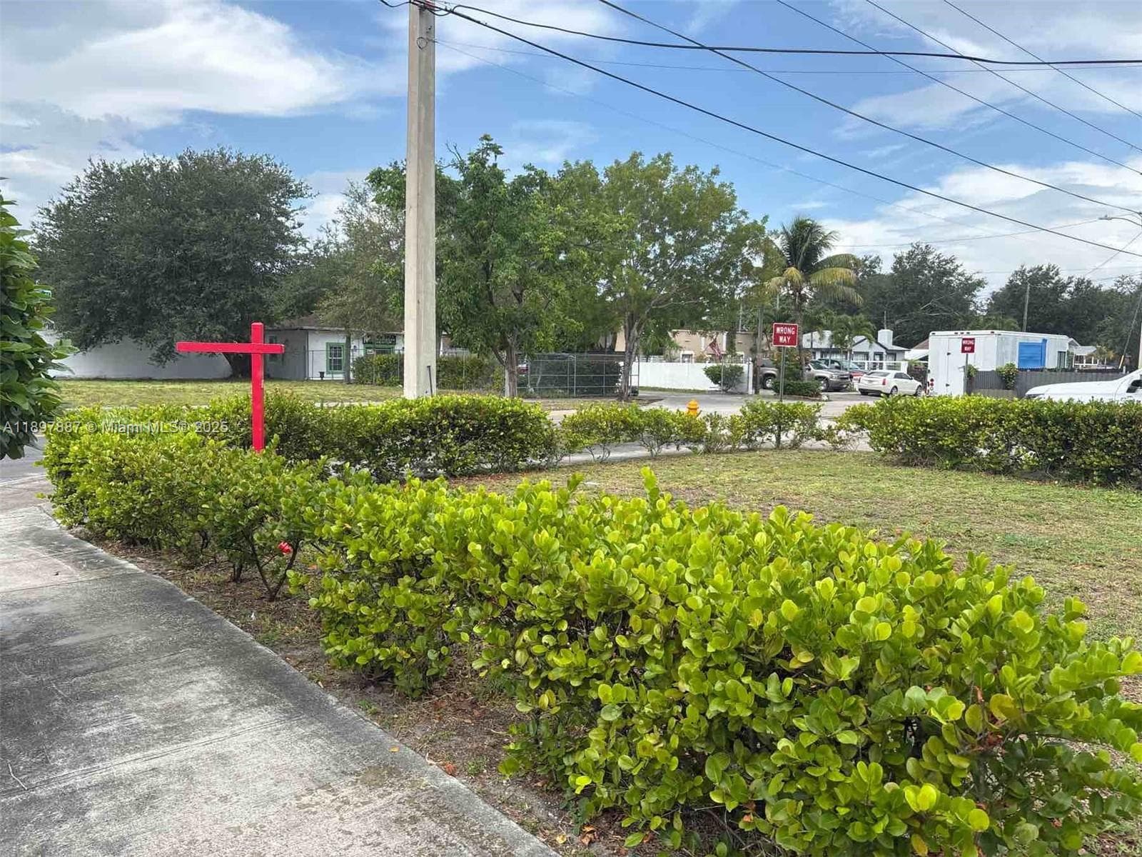 9150 NW 22nd Ave, Miami, FL 33147 photo 4