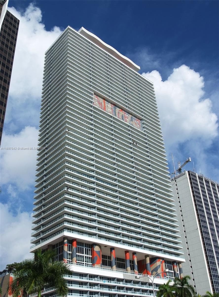 50 Biscayne Blvd # 5211, Miami, FL 33132 photo 2