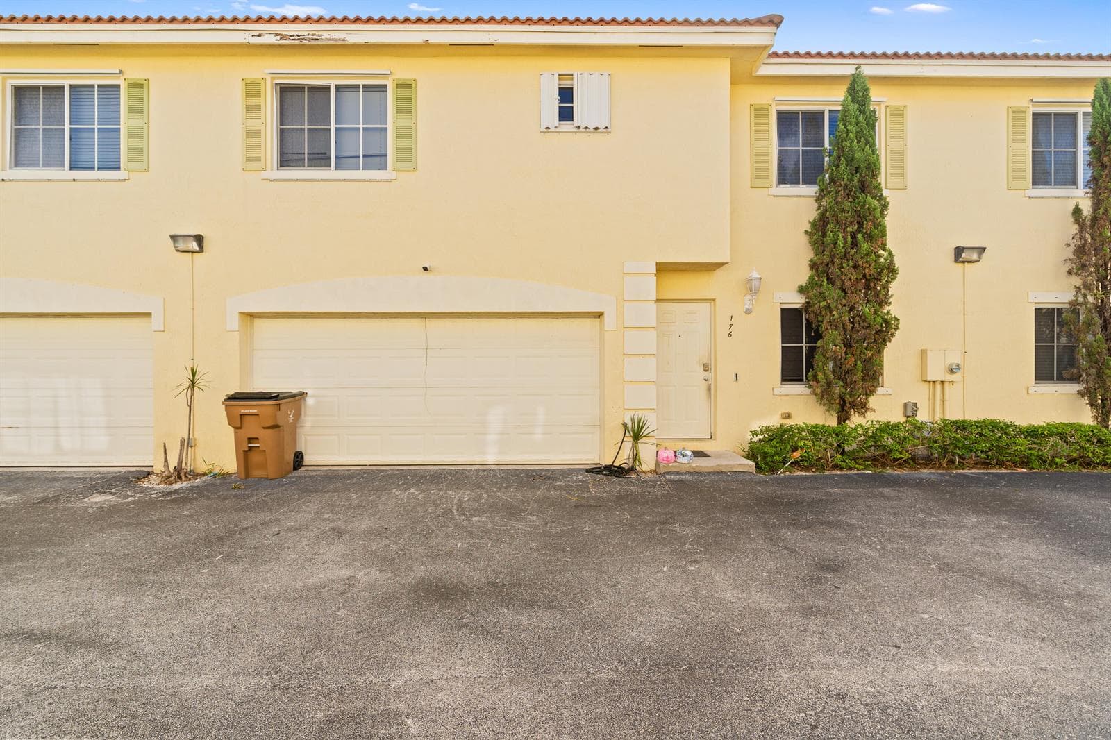 176 SE 2nd Street SE, Deerfield Beach, FL 33441 photo 2