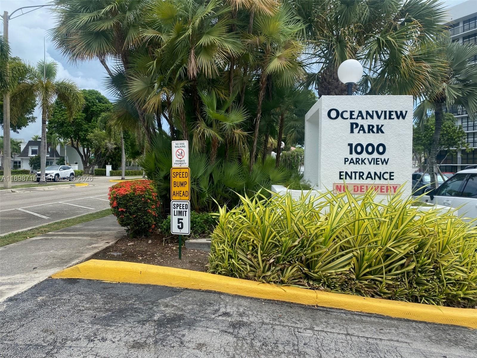 1000 Parkview Dr # 427, Hallandale Beach, FL 33009 photo 5