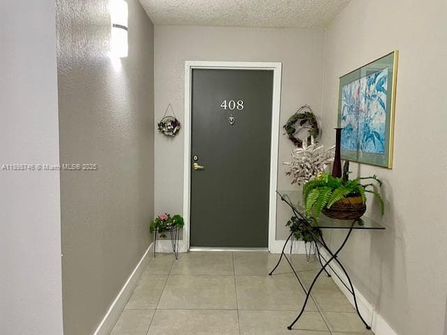 9350 Fontainebleau Blvd # 408, Miami, FL 33172 photo 2