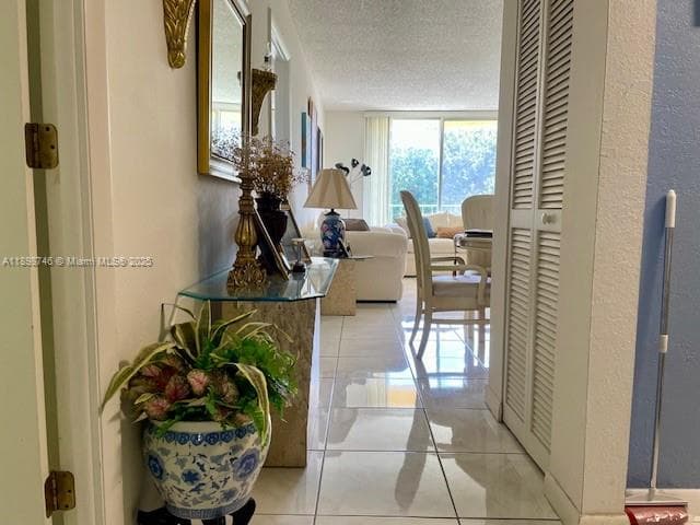9350 Fontainebleau Blvd # 408, Miami, FL 33172 photo 3
