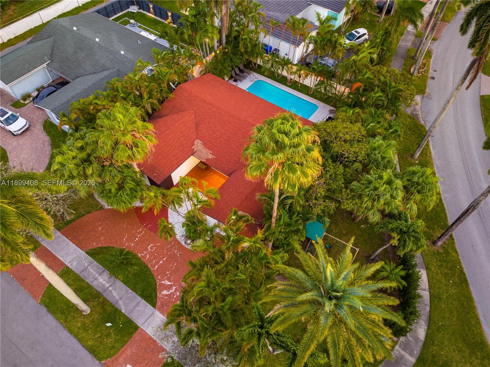 1244 Garfield St, Hollywood, FL 33019 photo 2