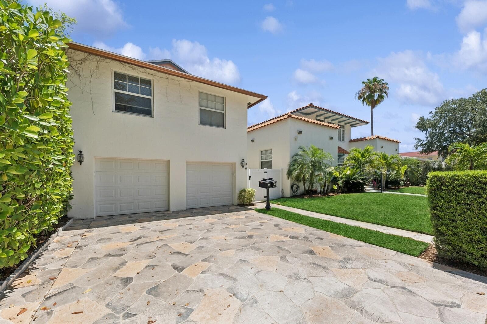 310 Almeria Road, West Palm Beach, FL 33405 photo 3