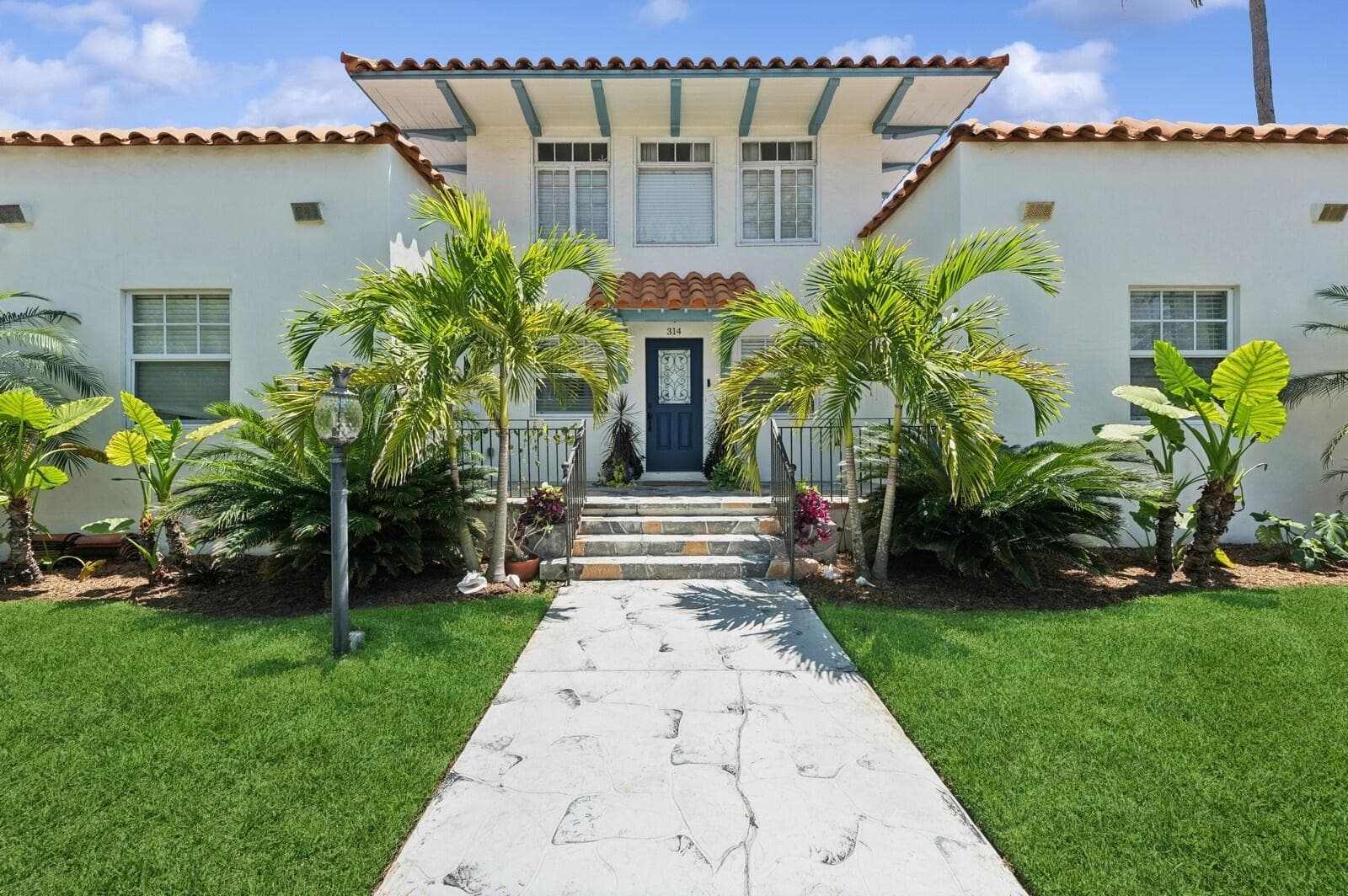 310 Almeria Road, West Palm Beach, FL 33405 photo 4