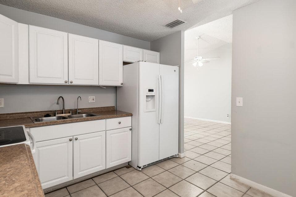 5692 SW Stonington Way SW # 5692, Lake Worth, FL 33463 photo 2