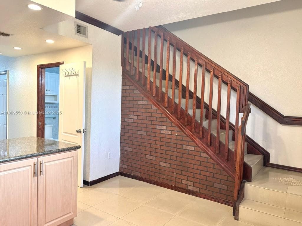 420 E 1st Ave # B204, Hialeah, FL 33010 photo 5