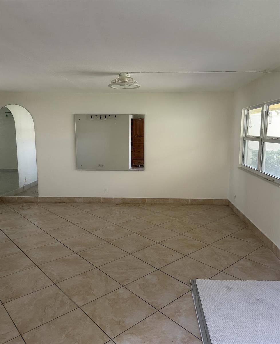157 Saxony D, Delray Beach, FL 33446 photo 3