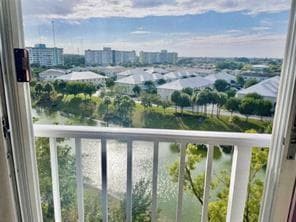 3850 Washington Street # 810, Hollywood, FL 33021 photo 2