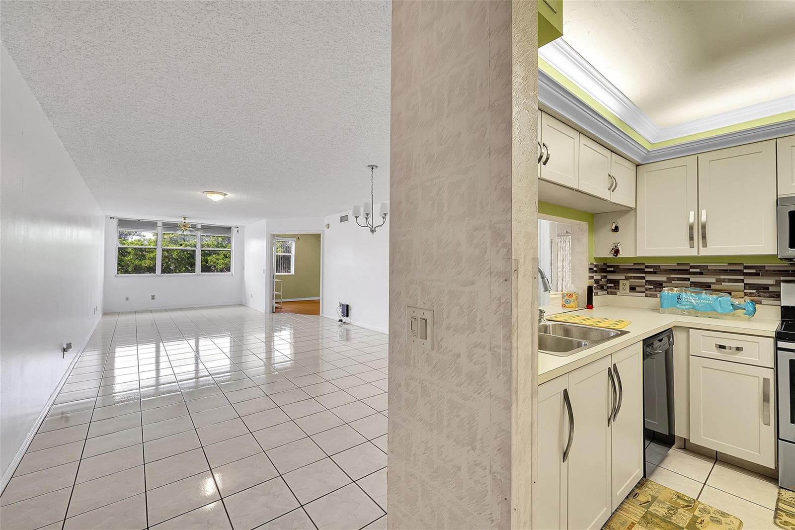 10369 NW 24th Place # 402, Sunrise, FL 33322 photo 3