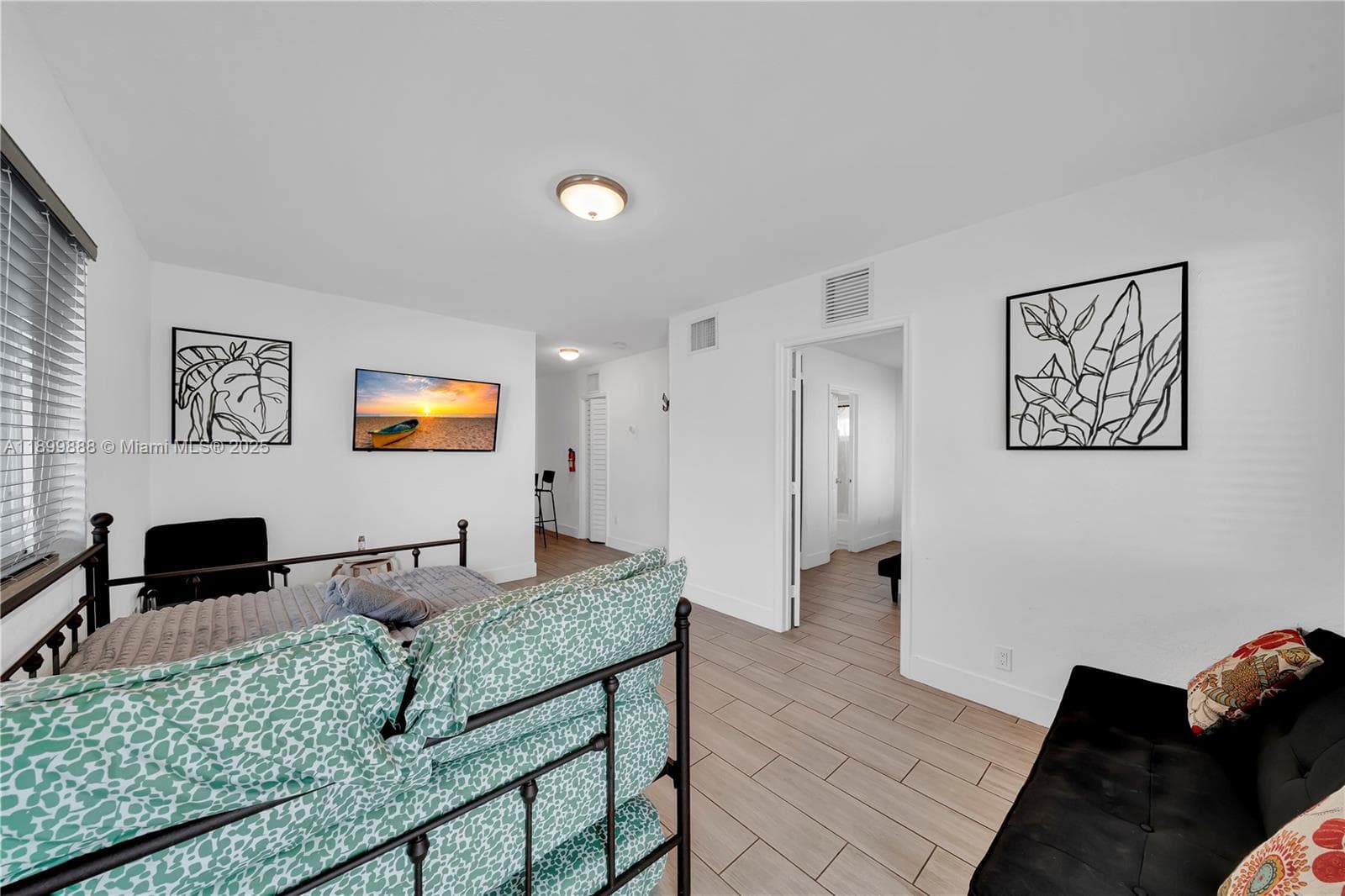 3181 NW 5th Ave, Miami, FL 33127 photo 4