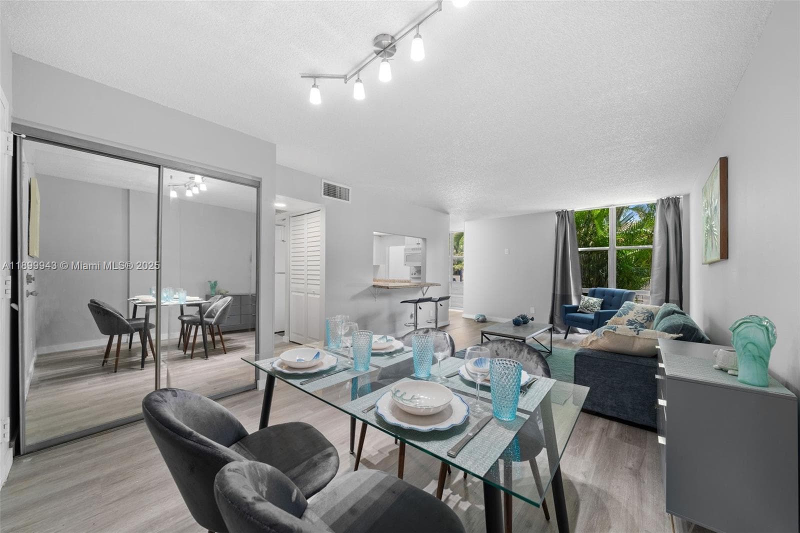 210 172nd St # 128, Sunny Isles Beach, FL 33160 photo 4