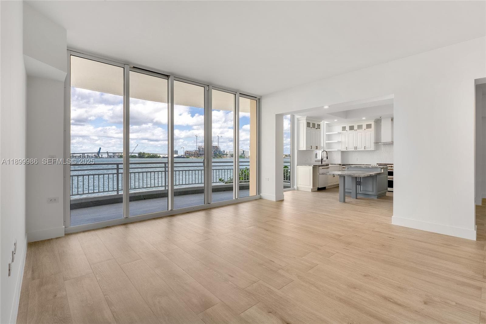 848 Brickell Key Dr # 204, Miami, FL 33131 photo 5