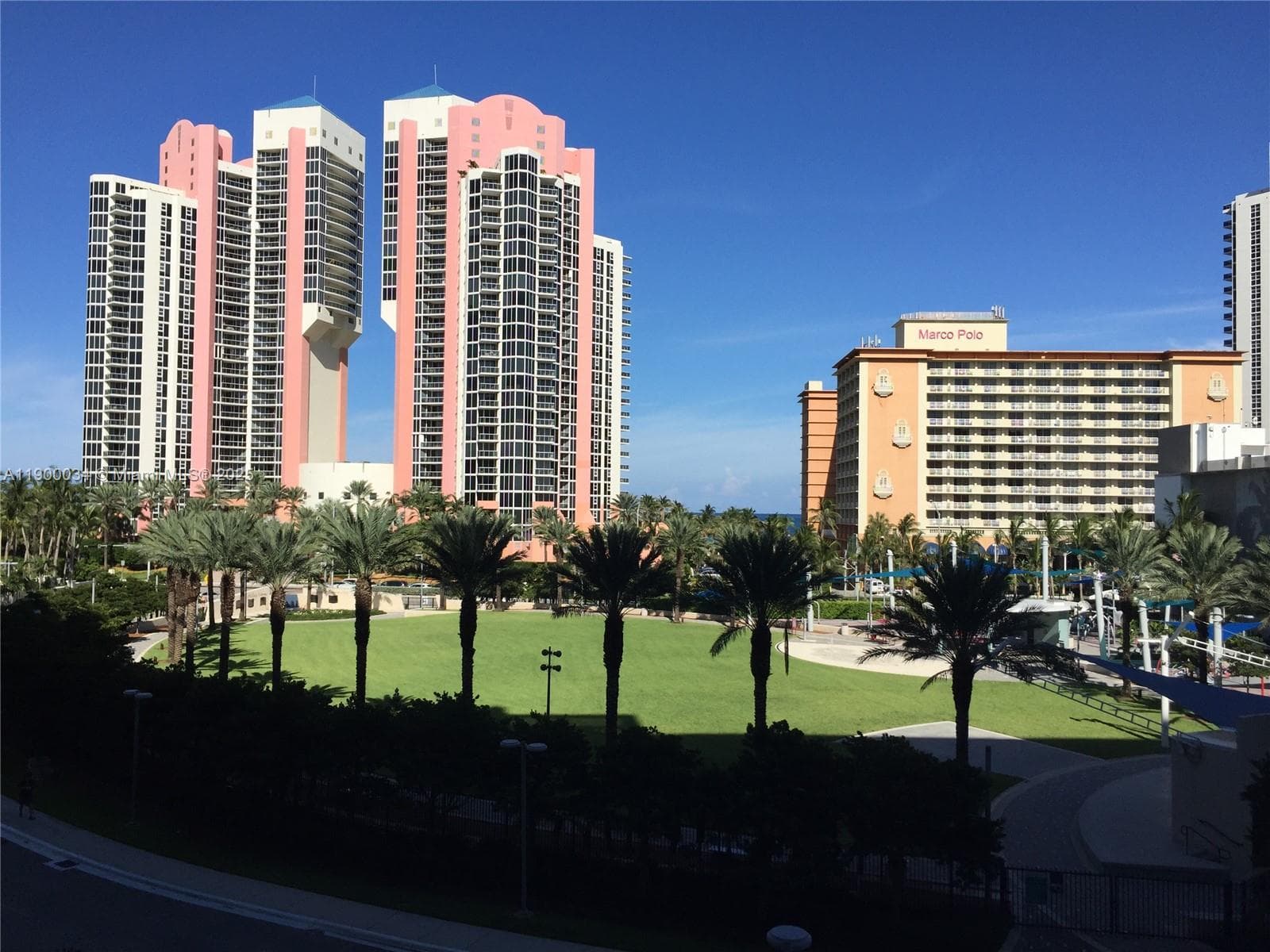 19370 Collins Ave # 415, Sunny Isles Beach, FL 33160 photo 3