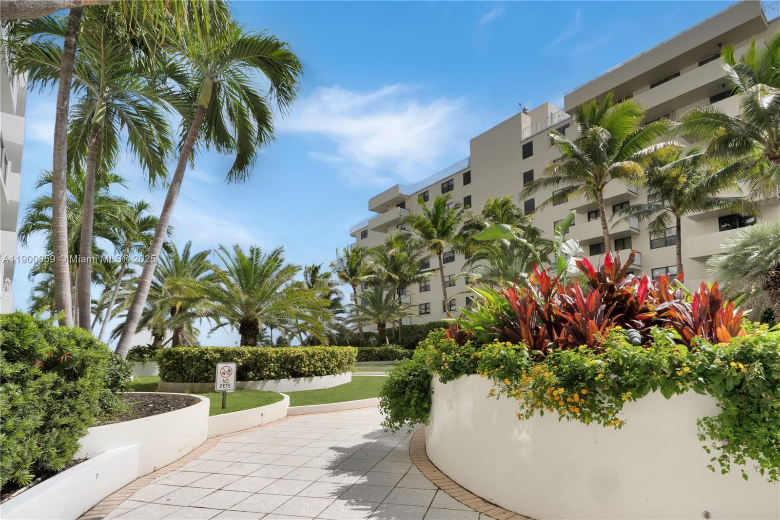 100 Lincoln Rd # 607, Miami Beach, FL 33139 photo 3