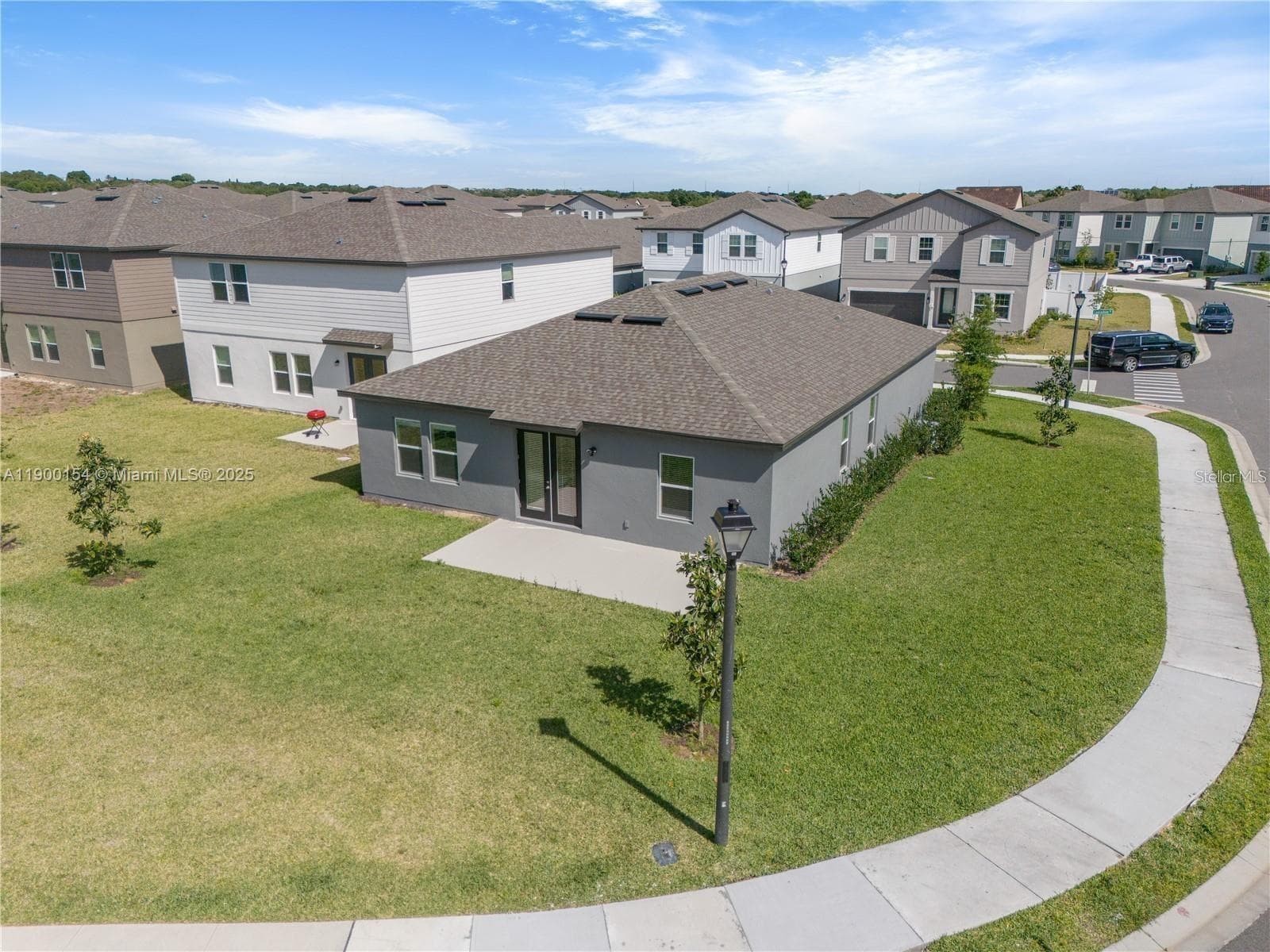 2375 Lancashire St, Other City - In The State Of Florida, FL 33896 photo 3